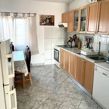 شقة Apartman Mia