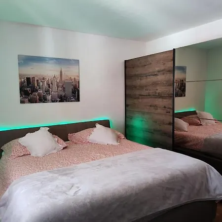 Apartman Mia شقة